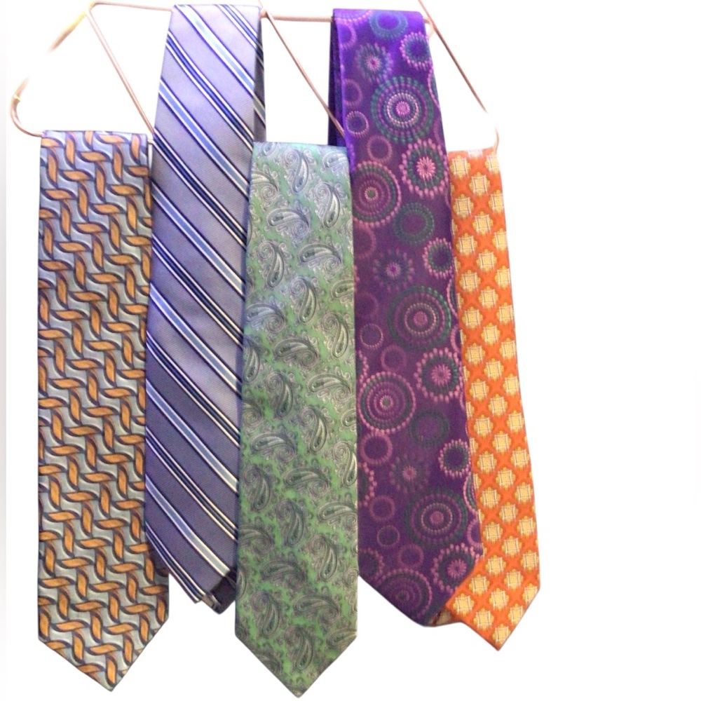 MENS Selection of gorgeous ties. Some with NWT .Group of five ties.